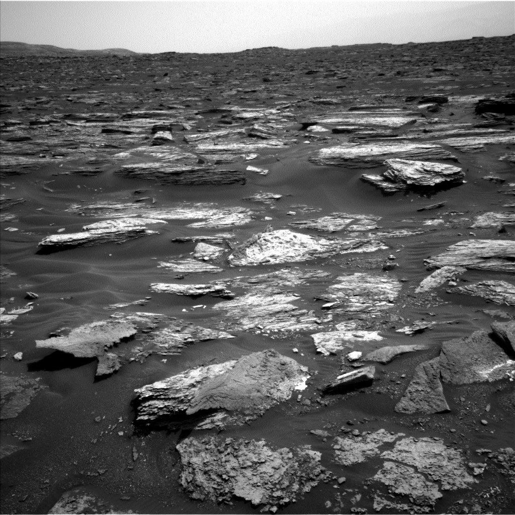 Nasa's Mars rover Curiosity acquired this image using its Left Navigation Camera on Sol 1686, at drive 3350, site number 62