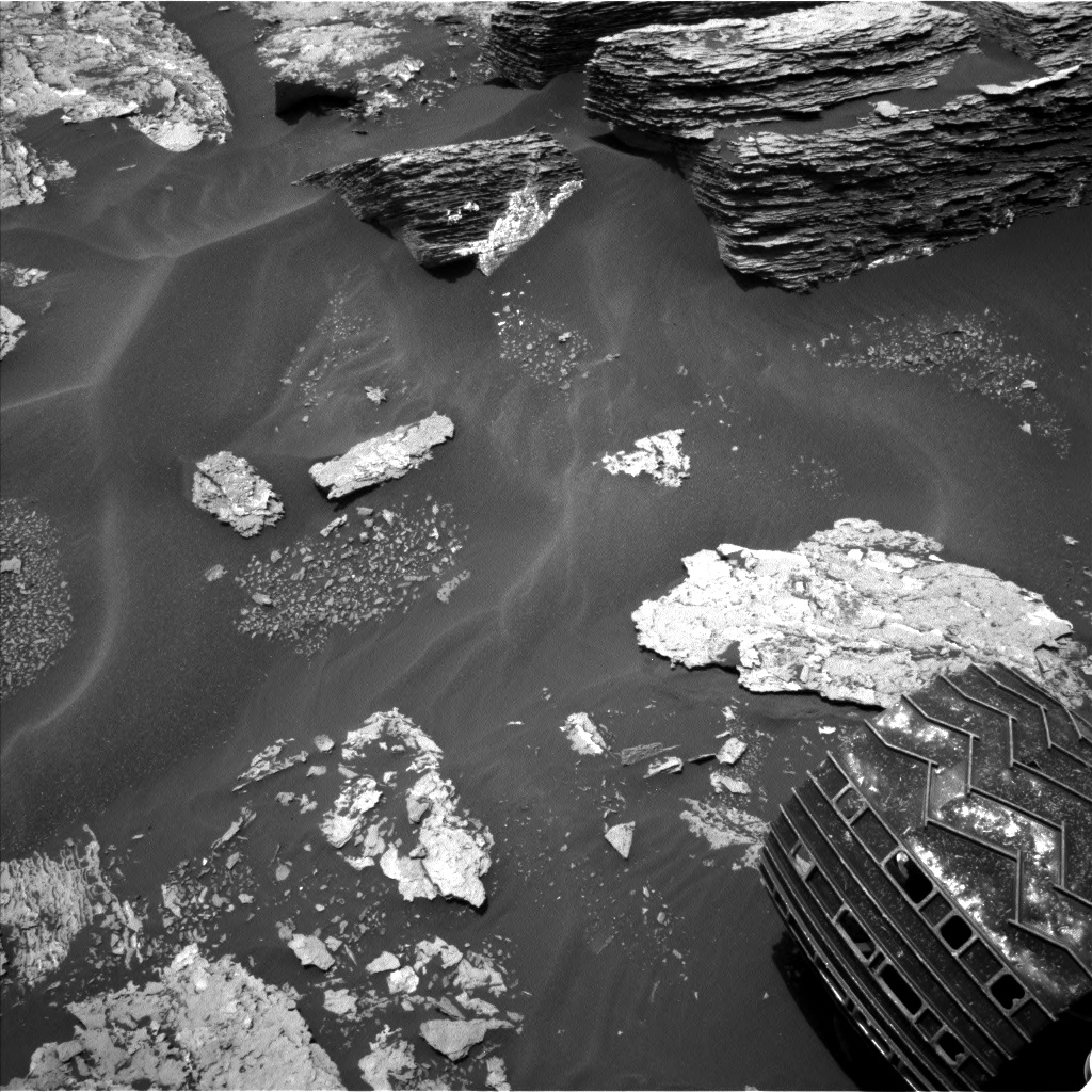 Nasa's Mars rover Curiosity acquired this image using its Left Navigation Camera on Sol 1691, at drive 100, site number 63