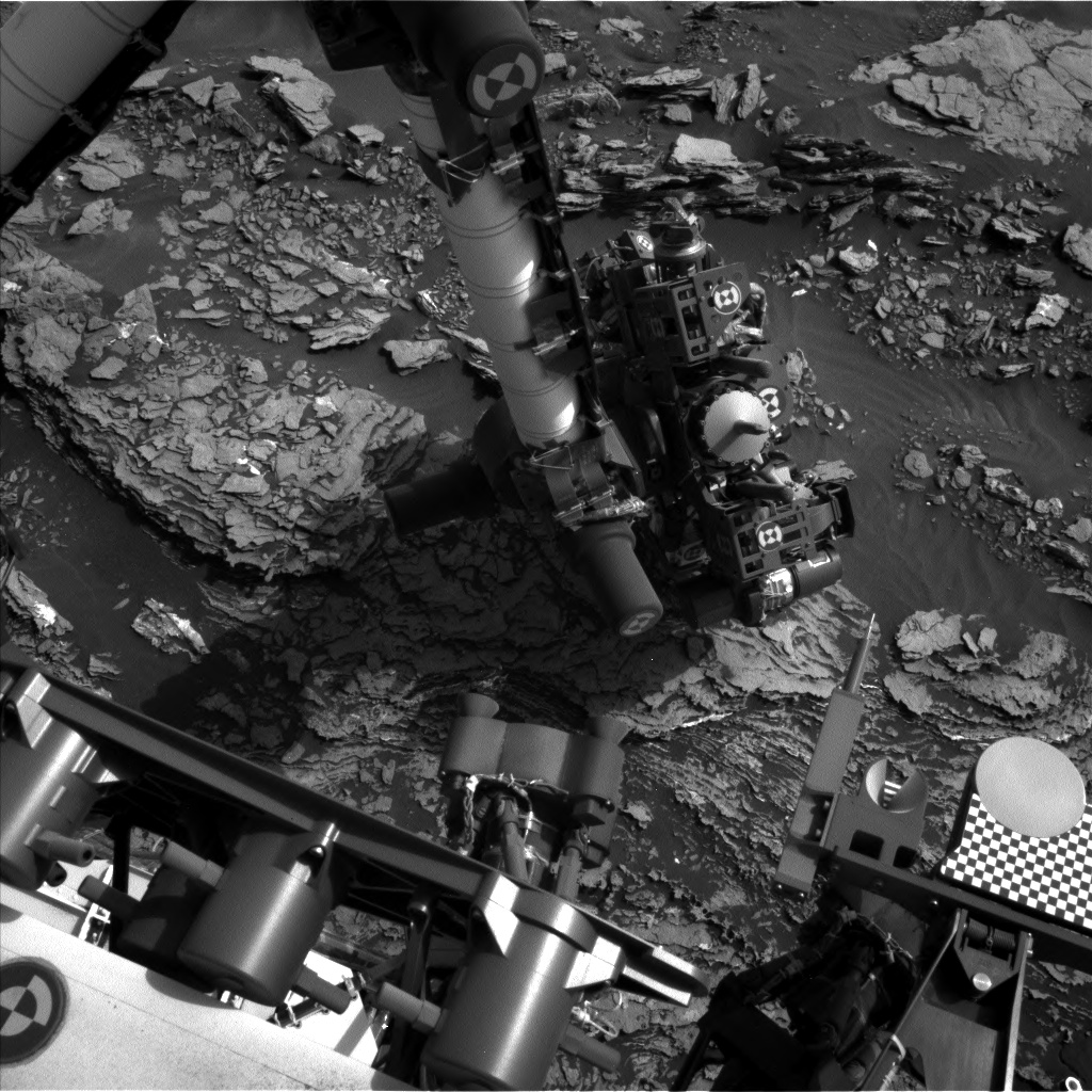 Nasa's Mars rover Curiosity acquired this image using its Left Navigation Camera on Sol 1692, at drive 100, site number 63