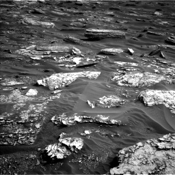 Nasa's Mars rover Curiosity acquired this image using its Left Navigation Camera on Sol 1698, at drive 868, site number 63