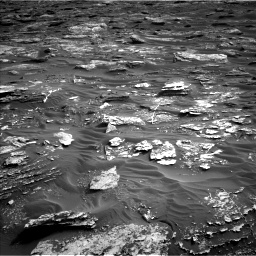 Nasa's Mars rover Curiosity acquired this image using its Left Navigation Camera on Sol 1698, at drive 934, site number 63