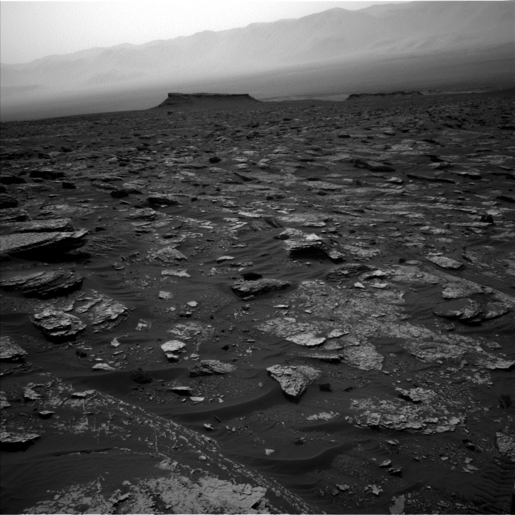 Nasa's Mars rover Curiosity acquired this image using its Left Navigation Camera on Sol 1700, at drive 1420, site number 63