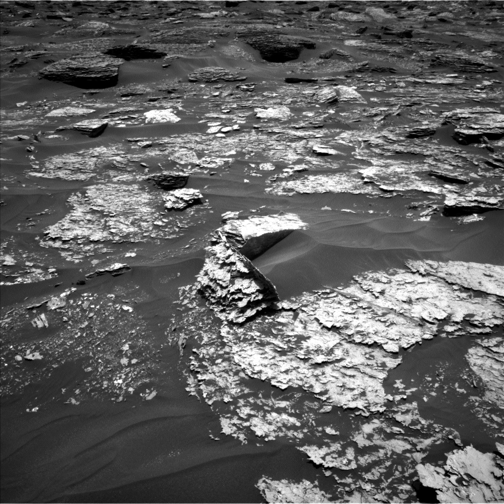 Nasa's Mars rover Curiosity acquired this image using its Left Navigation Camera on Sol 1703, at drive 1450, site number 63