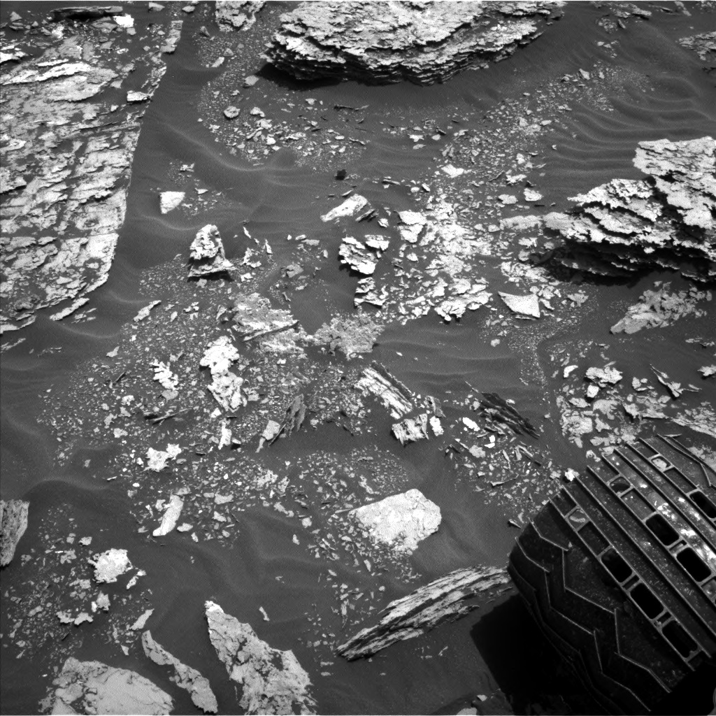 Nasa's Mars rover Curiosity acquired this image using its Left Navigation Camera on Sol 1705, at drive 1636, site number 63