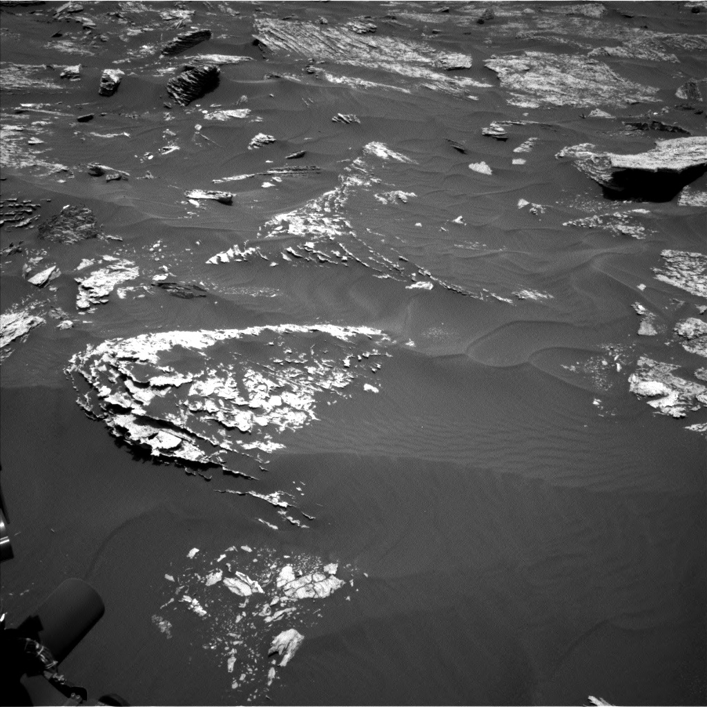 Nasa's Mars rover Curiosity acquired this image using its Left Navigation Camera on Sol 1707, at drive 1798, site number 63