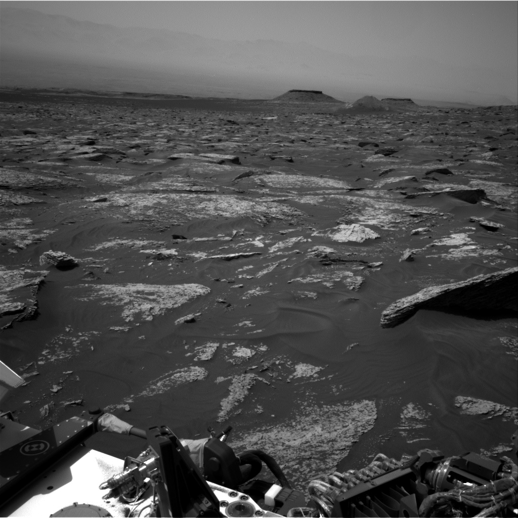 Nasa's Mars rover Curiosity acquired this image using its Right Navigation Camera on Sol 1711, at drive 2008, site number 63