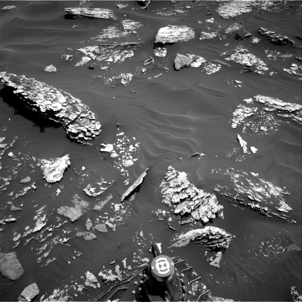 Nasa's Mars rover Curiosity acquired this image using its Right Navigation Camera on Sol 1712, at drive 2086, site number 63