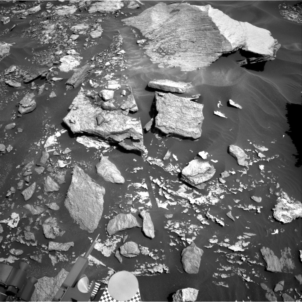 Nasa's Mars rover Curiosity acquired this image using its Right Navigation Camera on Sol 1712, at drive 2086, site number 63