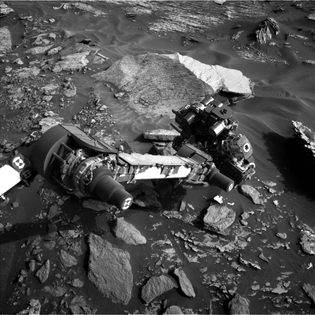Nasa's Mars rover Curiosity acquired this image using its Left Navigation Camera on Sol 1715, at drive 2086, site number 63
