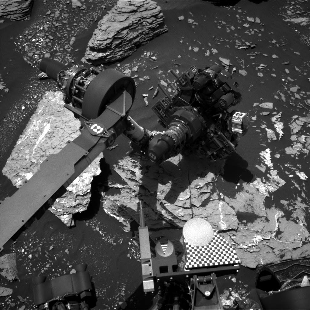 Nasa's Mars rover Curiosity acquired this image using its Left Navigation Camera on Sol 1721, at drive 2978, site number 63