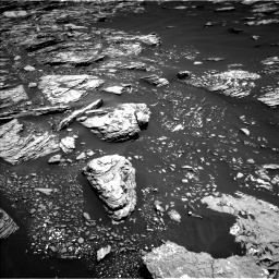 Nasa's Mars rover Curiosity acquired this image using its Left Navigation Camera on Sol 1721, at drive 3008, site number 63