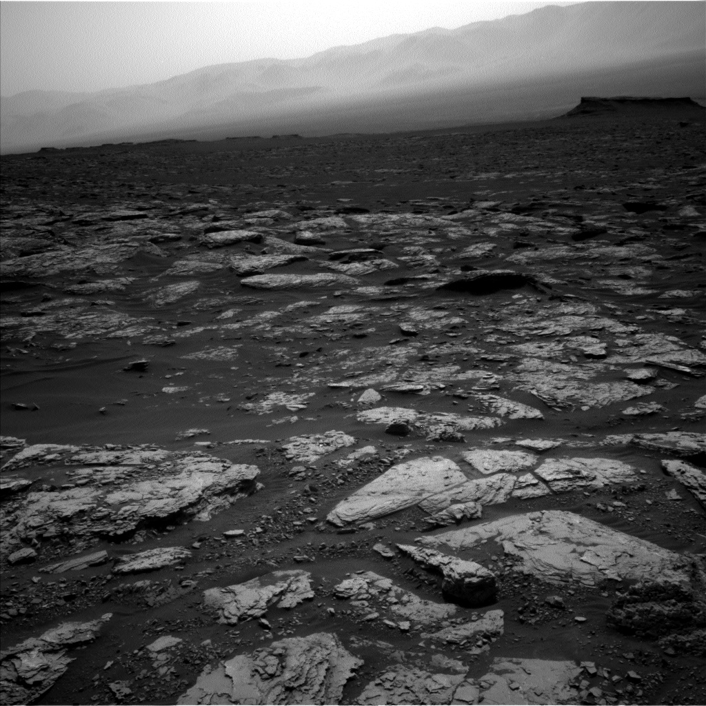 Nasa's Mars rover Curiosity acquired this image using its Left Navigation Camera on Sol 1721, at drive 3092, site number 63