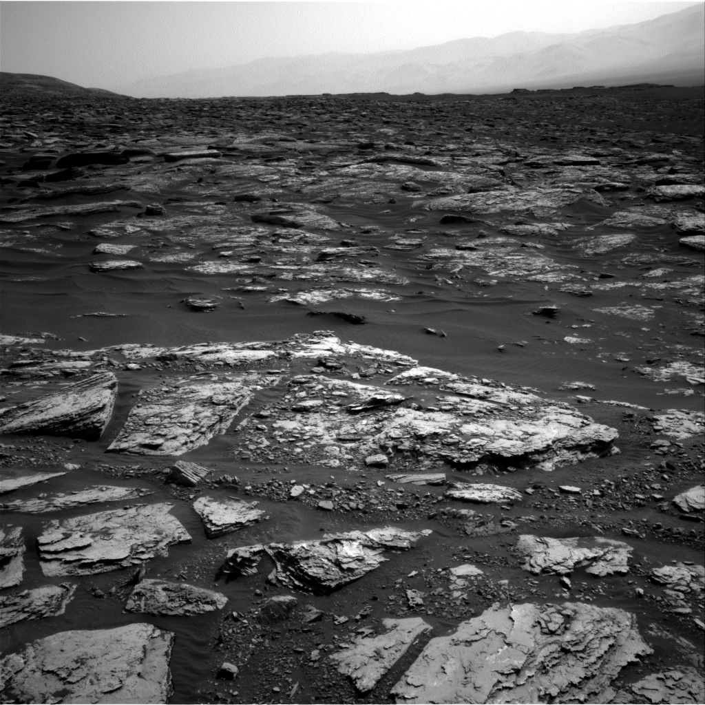 Nasa's Mars rover Curiosity acquired this image using its Right Navigation Camera on Sol 1721, at drive 3092, site number 63