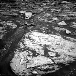 Nasa's Mars rover Curiosity acquired this image using its Left Navigation Camera on Sol 1724, at drive 3200, site number 63