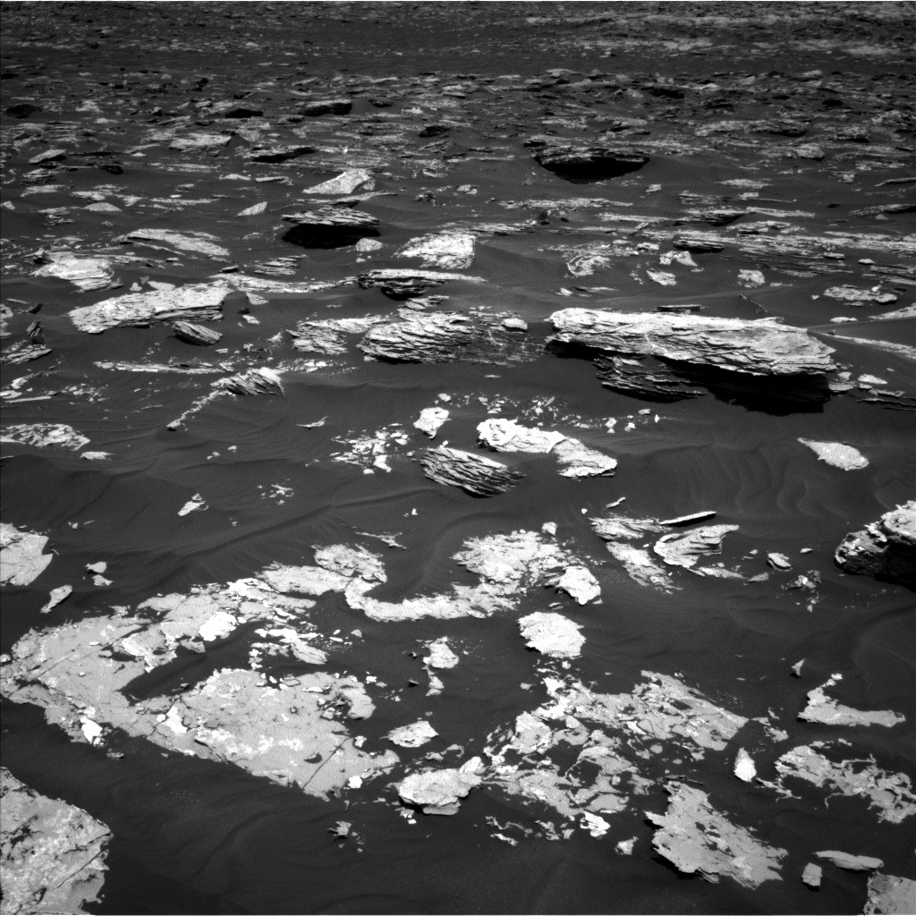 Nasa's Mars rover Curiosity acquired this image using its Left Navigation Camera on Sol 1724, at drive 3326, site number 63