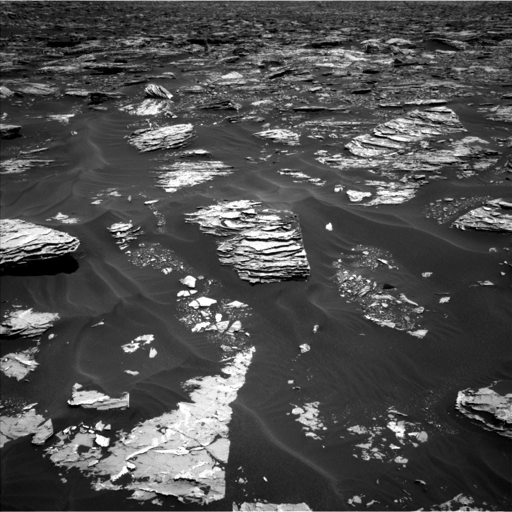 Nasa's Mars rover Curiosity acquired this image using its Left Navigation Camera on Sol 1724, at drive 3326, site number 63