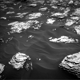 Nasa's Mars rover Curiosity acquired this image using its Left Navigation Camera on Sol 1726, at drive 3452, site number 63