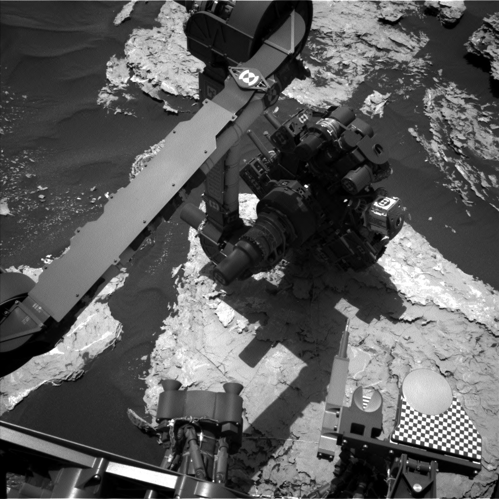 Nasa's Mars rover Curiosity acquired this image using its Left Navigation Camera on Sol 1727, at drive 0, site number 64