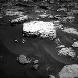 Nasa's Mars rover Curiosity acquired this image using its Left Navigation Camera on Sol 1727, at drive 120, site number 64