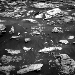 Nasa's Mars rover Curiosity acquired this image using its Left Navigation Camera on Sol 1727, at drive 168, site number 64