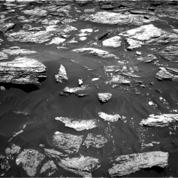 Nasa's Mars rover Curiosity acquired this image using its Left Navigation Camera on Sol 1727, at drive 174, site number 64