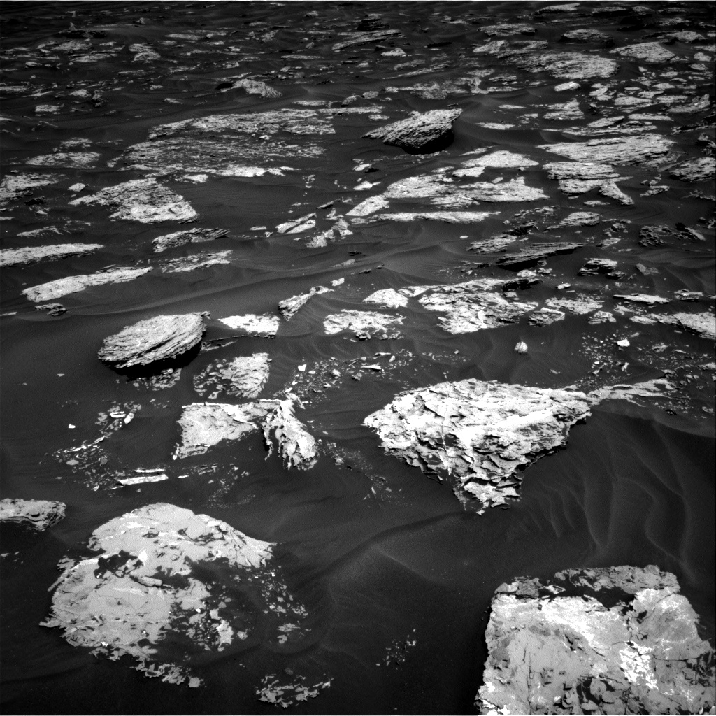 Nasa's Mars rover Curiosity acquired this image using its Right Navigation Camera on Sol 1727, at drive 252, site number 64