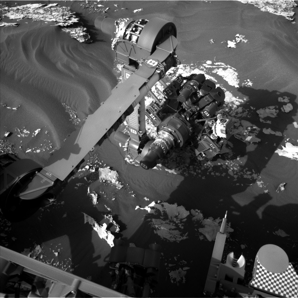 Nasa's Mars rover Curiosity acquired this image using its Left Navigation Camera on Sol 1729, at drive 420, site number 64
