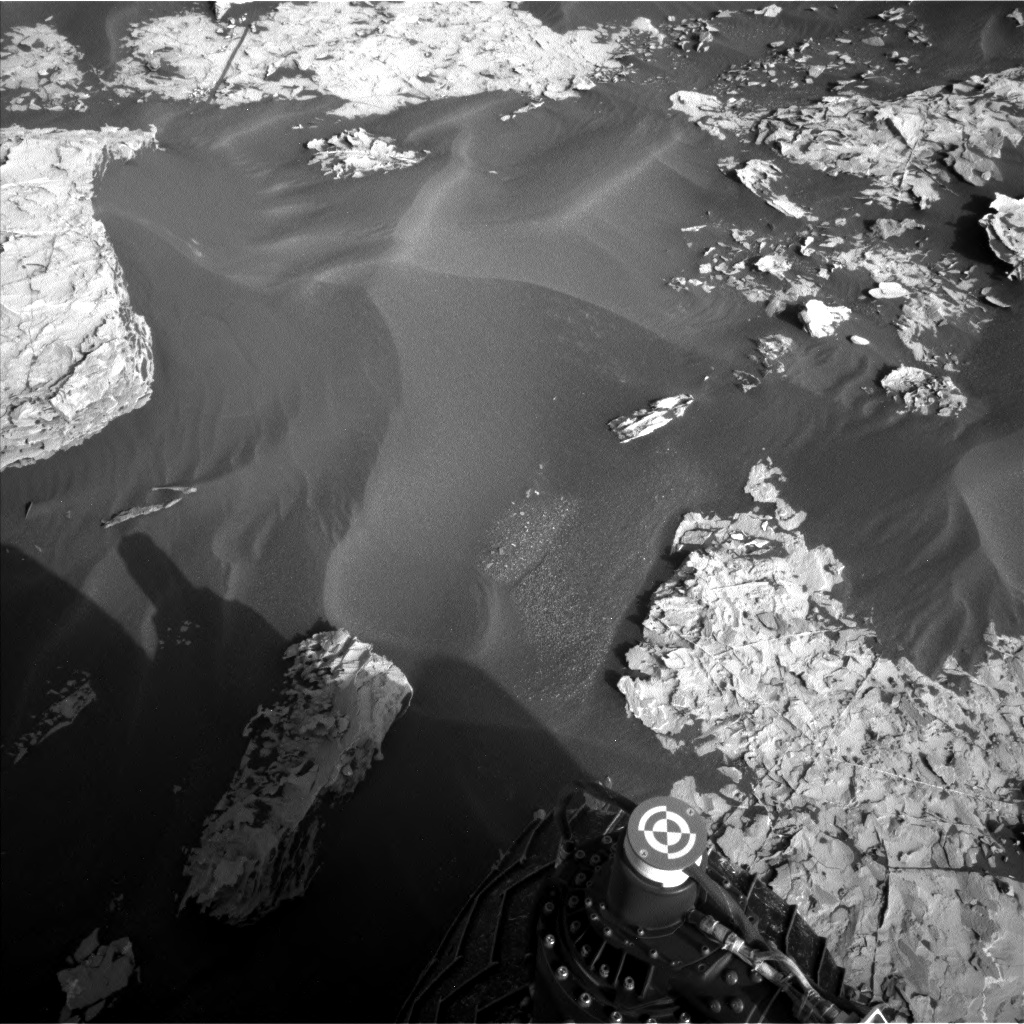 Nasa's Mars rover Curiosity acquired this image using its Left Navigation Camera on Sol 1732, at drive 846, site number 64