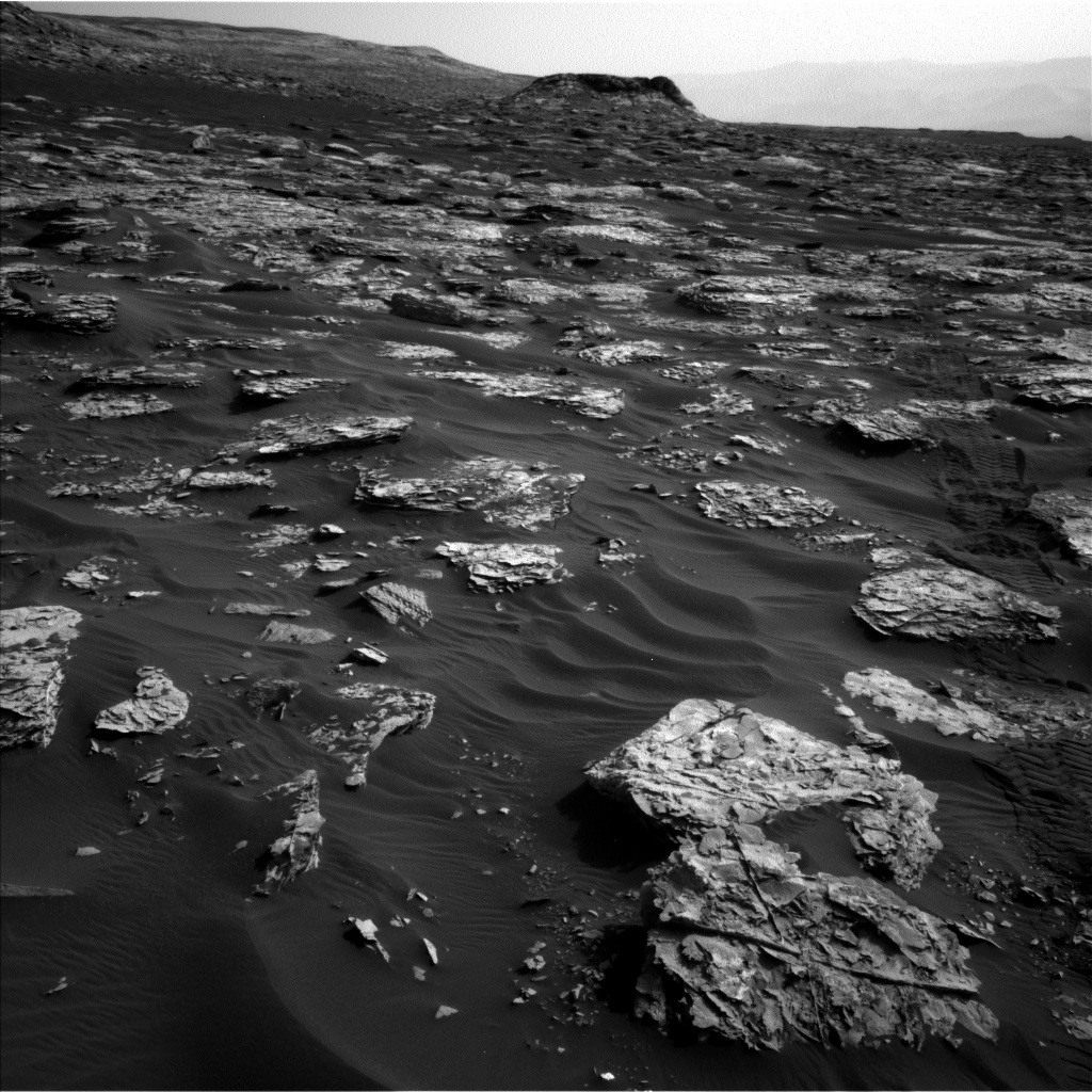 Nasa's Mars rover Curiosity acquired this image using its Left Navigation Camera on Sol 1734, at drive 996, site number 64