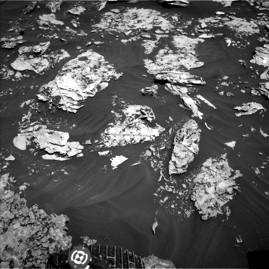 Nasa's Mars rover Curiosity acquired this image using its Left Navigation Camera on Sol 1738, at drive 1194, site number 64