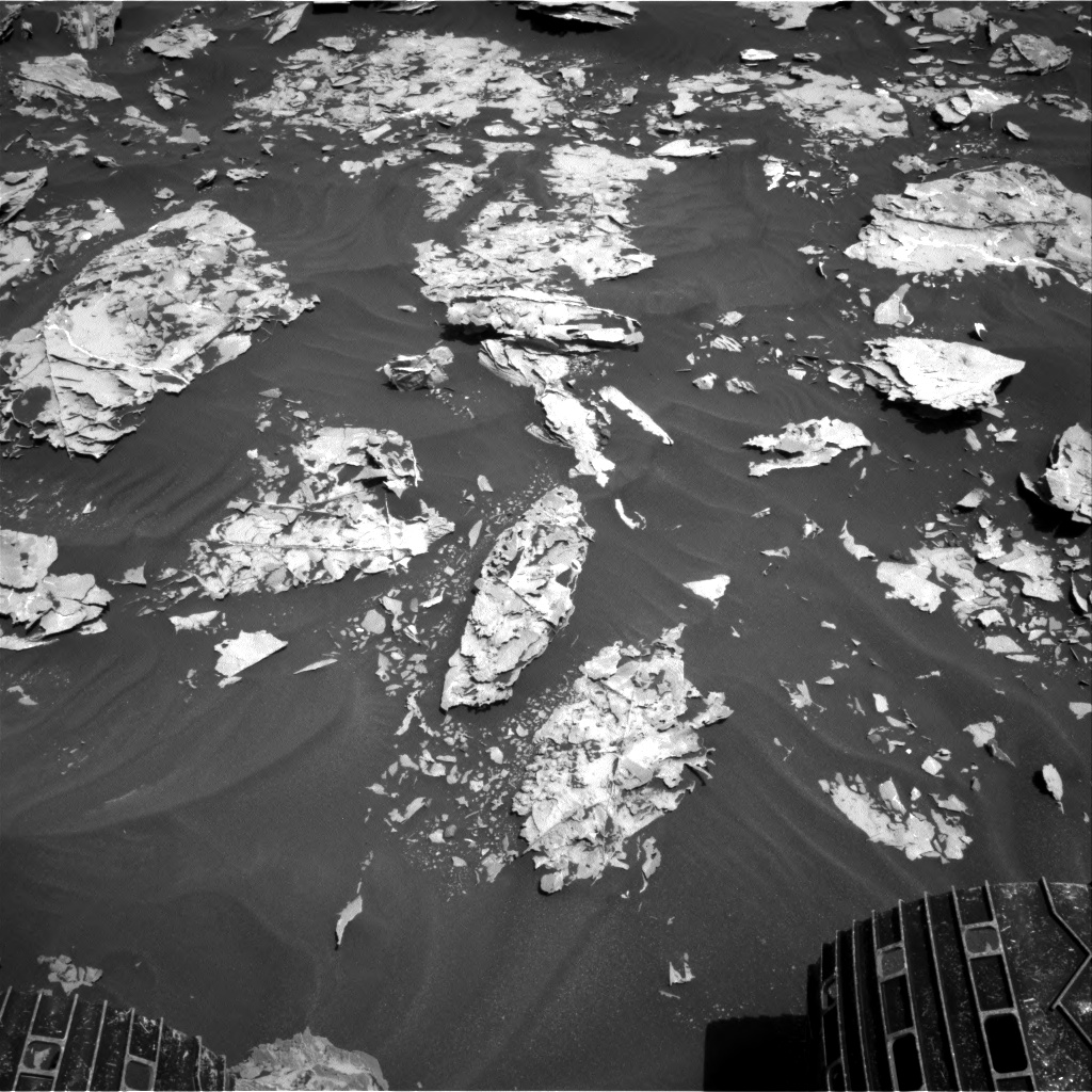 Nasa's Mars rover Curiosity acquired this image using its Right Navigation Camera on Sol 1738, at drive 1194, site number 64