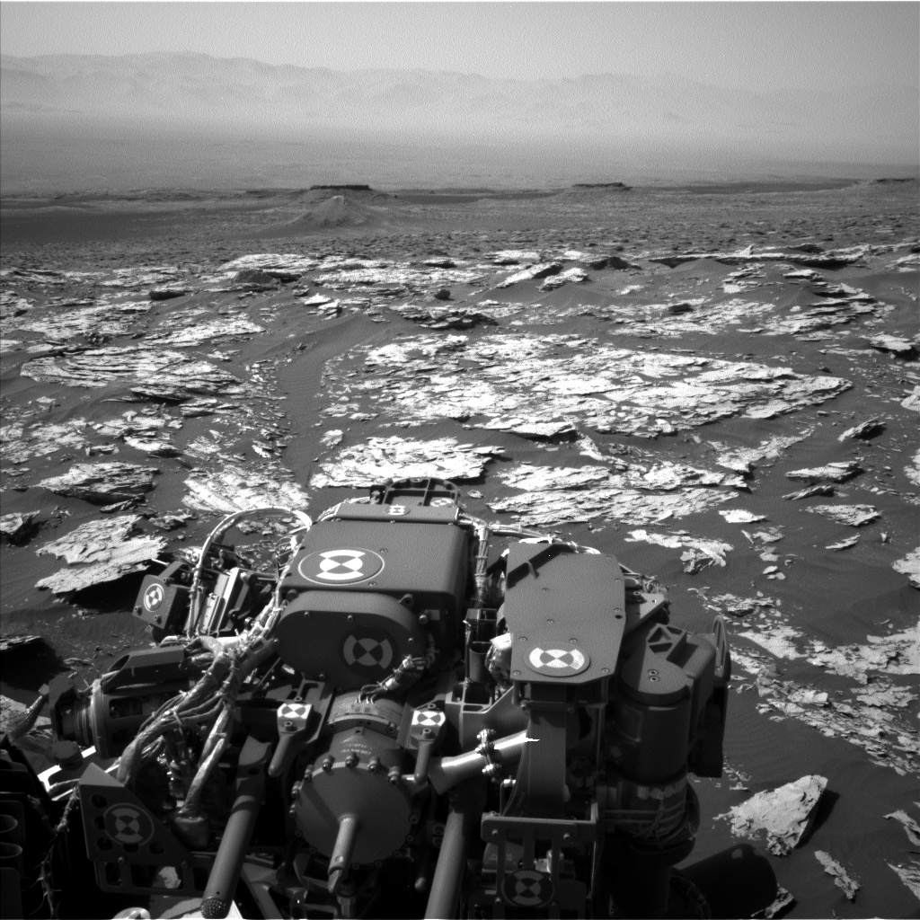 Nasa's Mars rover Curiosity acquired this image using its Left Navigation Camera on Sol 1751, at drive 2154, site number 64