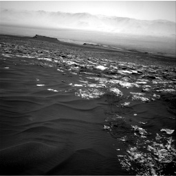 Nasa's Mars rover Curiosity acquired this image using its Right Navigation Camera on Sol 1751, at drive 2100, site number 64