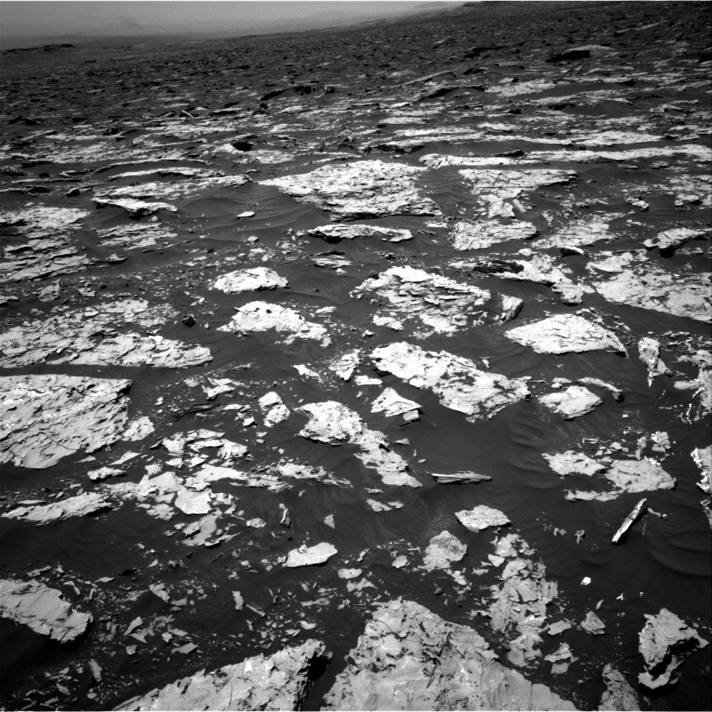 Nasa's Mars rover Curiosity acquired this image using its Right Navigation Camera on Sol 1752, at drive 2196, site number 64