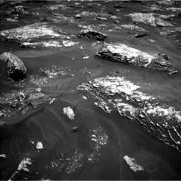 Nasa's Mars rover Curiosity acquired this image using its Left Navigation Camera on Sol 1754, at drive 2472, site number 64