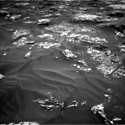 Nasa's Mars rover Curiosity acquired this image using its Left Navigation Camera on Sol 1754, at drive 2538, site number 64