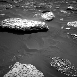 Nasa's Mars rover Curiosity acquired this image using its Left Navigation Camera on Sol 1754, at drive 2670, site number 64