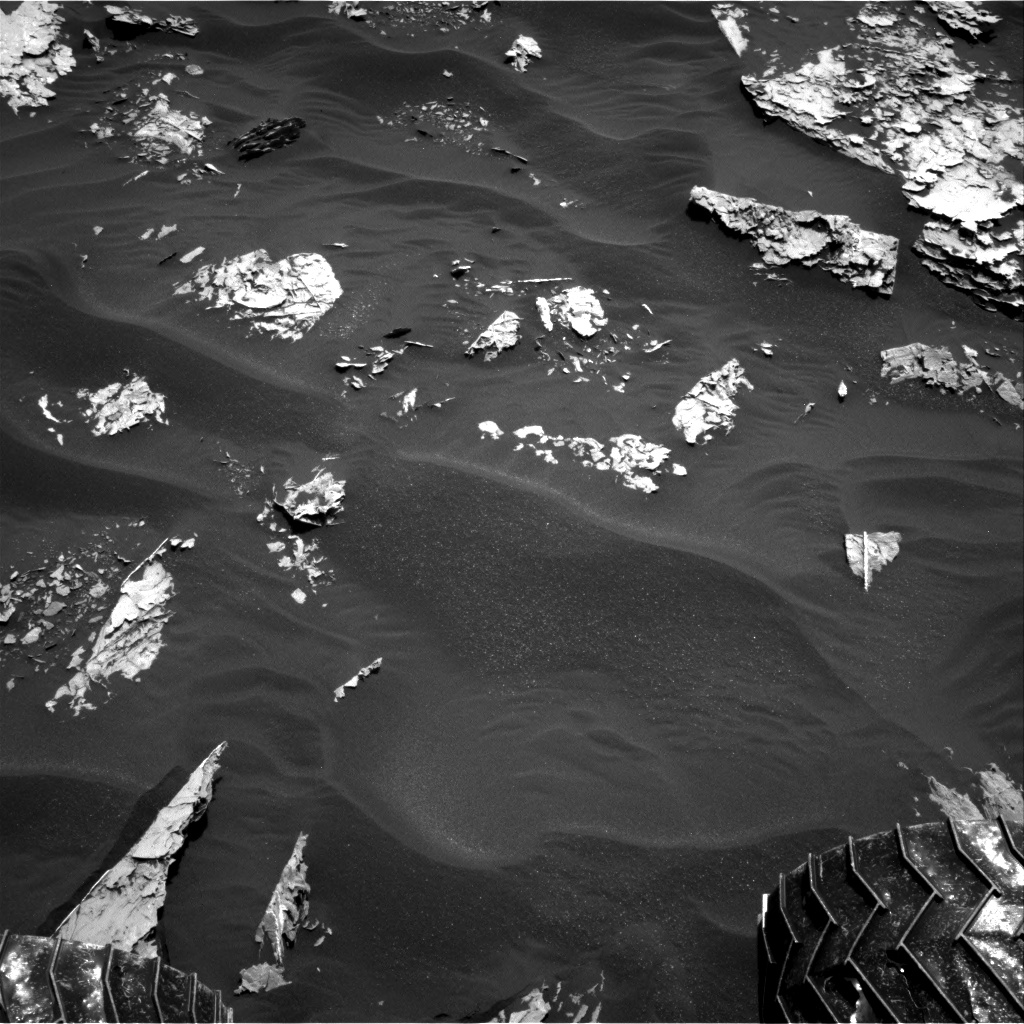 Nasa's Mars rover Curiosity acquired this image using its Right Navigation Camera on Sol 1754, at drive 2790, site number 64