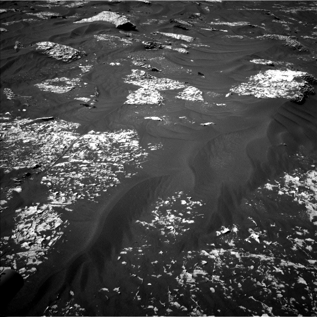 Nasa's Mars rover Curiosity acquired this image using its Left Navigation Camera on Sol 1785, at drive 390, site number 65