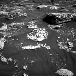 Nasa's Mars rover Curiosity acquired this image using its Left Navigation Camera on Sol 1795, at drive 1906, site number 65