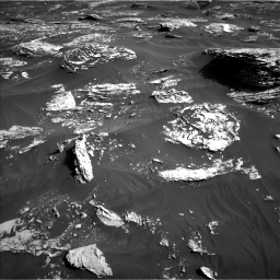 Nasa's Mars rover Curiosity acquired this image using its Left Navigation Camera on Sol 1795, at drive 1912, site number 65