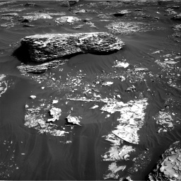 Nasa's Mars rover Curiosity acquired this image using its Right Navigation Camera on Sol 1795, at drive 1894, site number 65