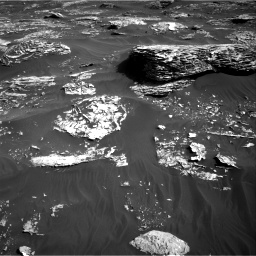 Nasa's Mars rover Curiosity acquired this image using its Right Navigation Camera on Sol 1795, at drive 1906, site number 65