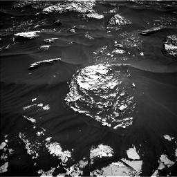 Nasa's Mars rover Curiosity acquired this image using its Left Navigation Camera on Sol 1796, at drive 2000, site number 65