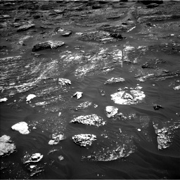 Nasa's Mars rover Curiosity acquired this image using its Left Navigation Camera on Sol 1799, at drive 2384, site number 65