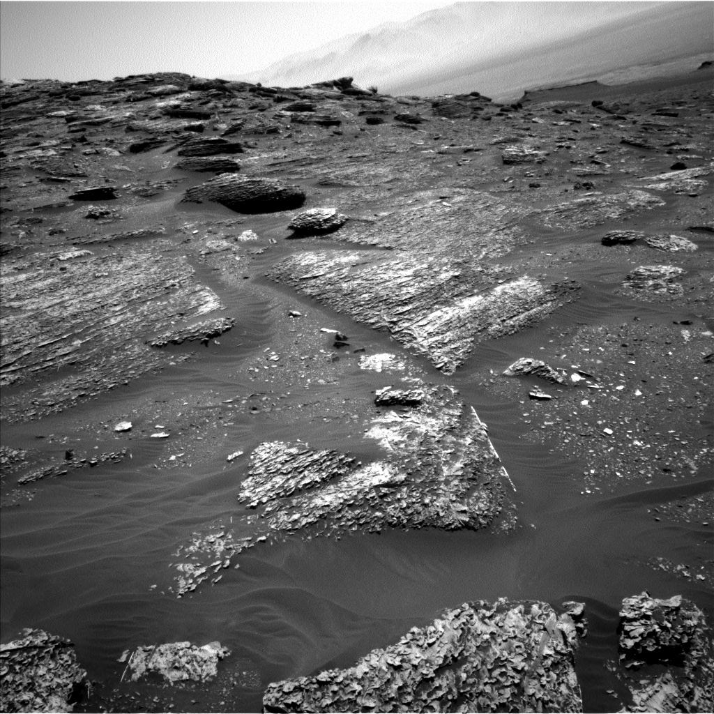Nasa's Mars rover Curiosity acquired this image using its Left Navigation Camera on Sol 1799, at drive 2456, site number 65