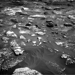 Nasa's Mars rover Curiosity acquired this image using its Left Navigation Camera on Sol 1800, at drive 2480, site number 65