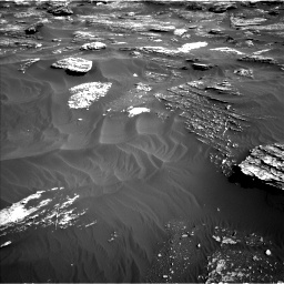 Nasa's Mars rover Curiosity acquired this image using its Left Navigation Camera on Sol 1800, at drive 2594, site number 65
