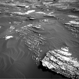 Nasa's Mars rover Curiosity acquired this image using its Right Navigation Camera on Sol 1800, at drive 2612, site number 65