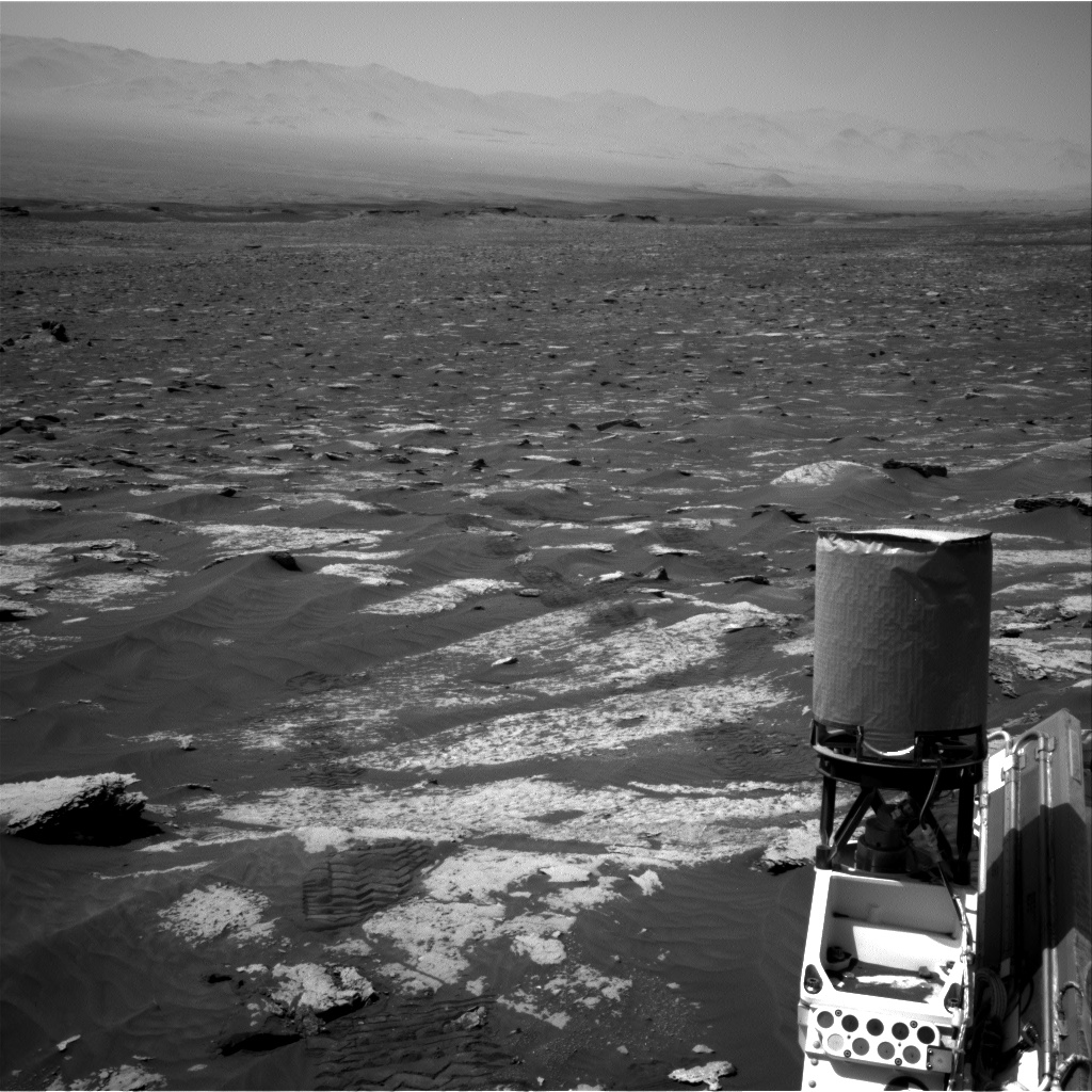 Nasa's Mars rover Curiosity acquired this image using its Right Navigation Camera on Sol 1803, at drive 2882, site number 65